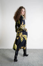 Load image into Gallery viewer, Gold Print Dress
