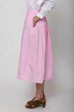 Load image into Gallery viewer, Linen Skirt Pink
